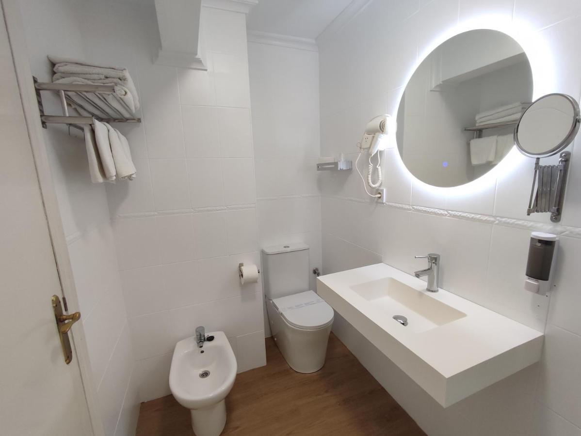 Hostal Lucy Santander Ngoại thất bức ảnh