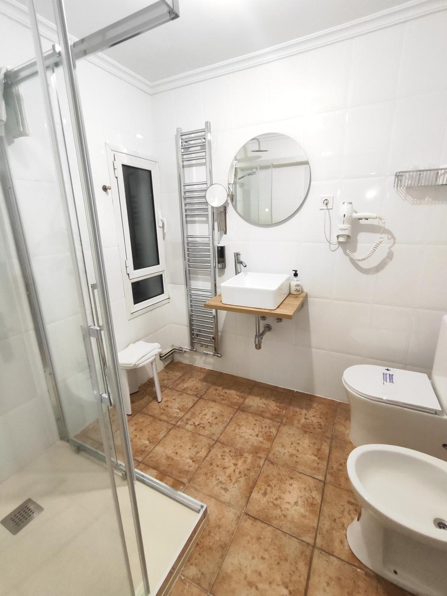 Hostal Lucy Santander Ngoại thất bức ảnh